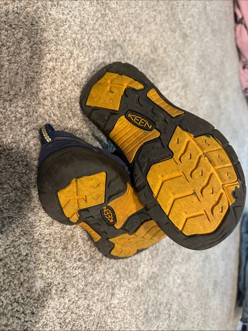 Keens size 2